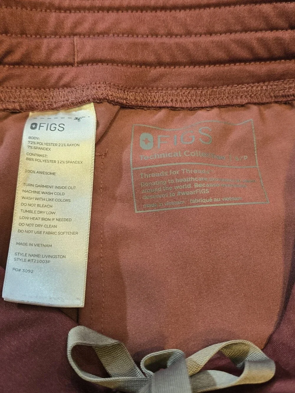 FIGS Burgundy Scrub Set - Casma 3-Pocket Top (M) & Livingston Pants (S) - Picture 10 of 10